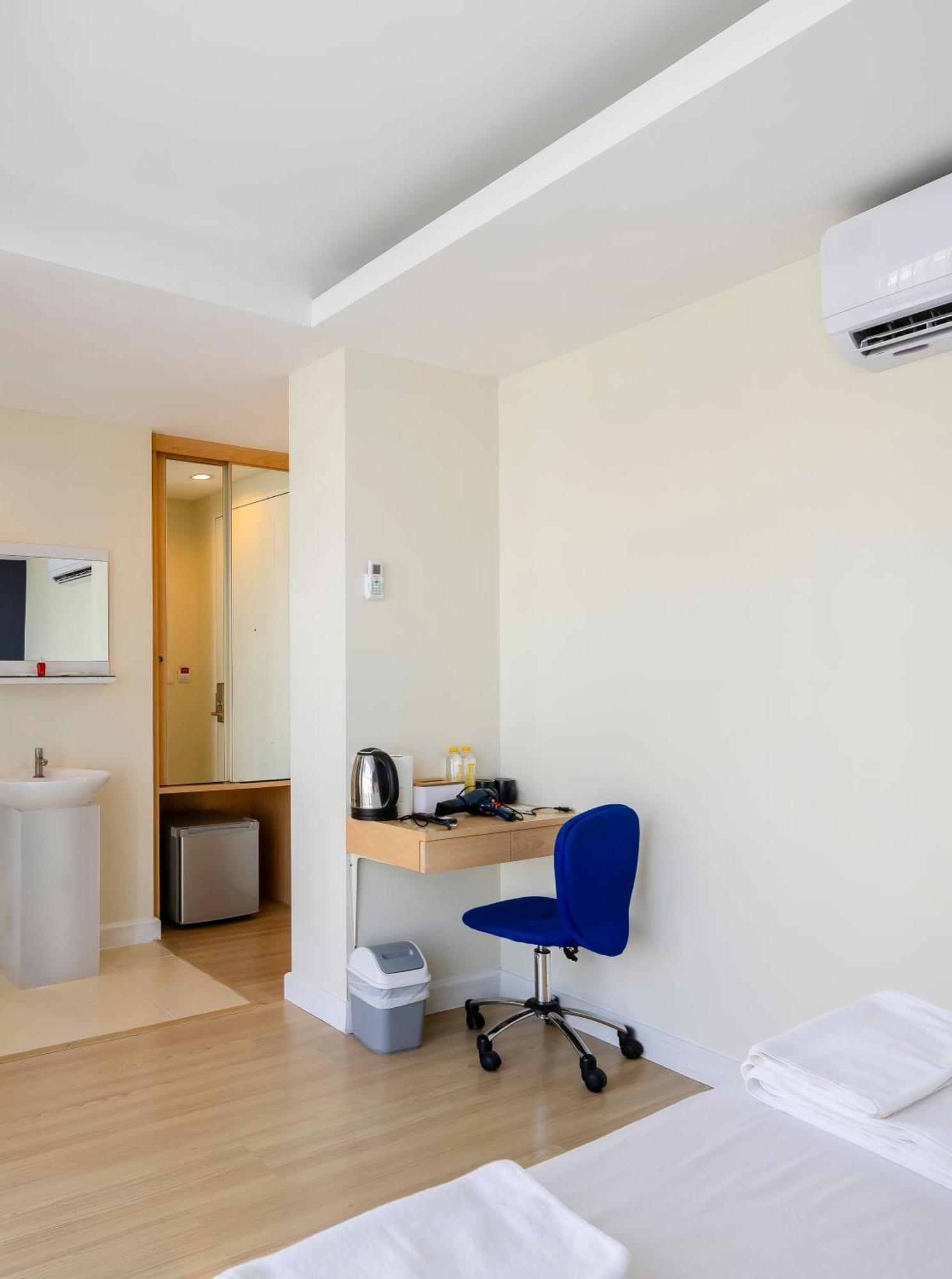 Gp House Express Sukhumvit 81 Hotel Bangkok Exterior photo