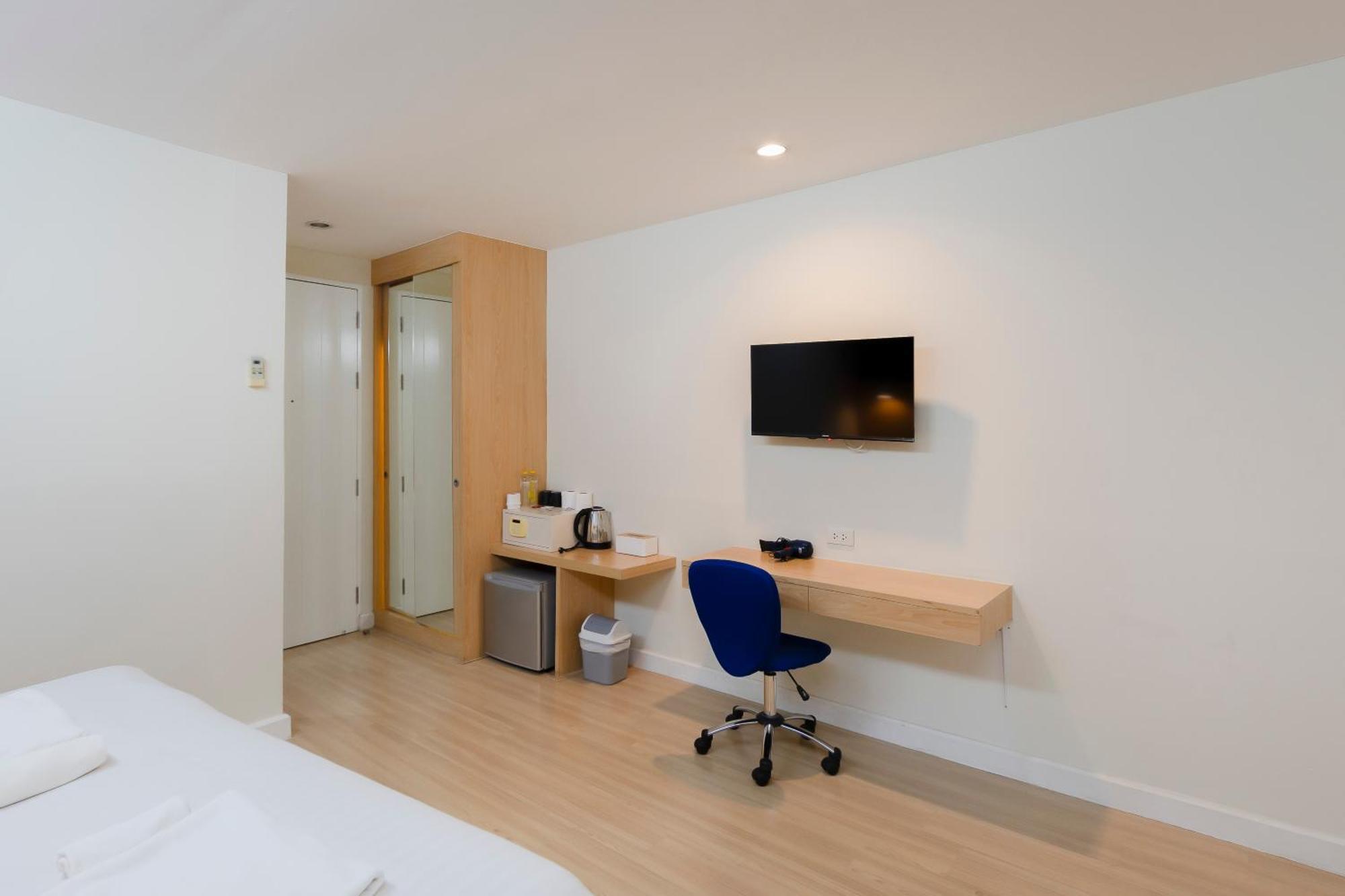 Gp House Express Sukhumvit 81 Hotel Bangkok Exterior photo